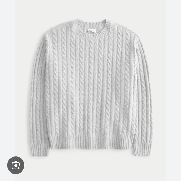 Hollister Women’s Cable Knit Sweater Gray Medium - Picture 1 of 5